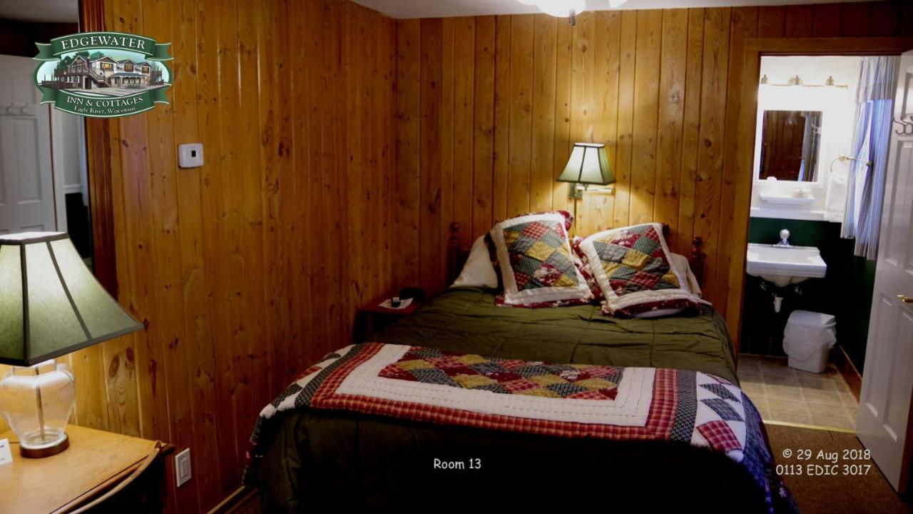 Edgewater Inn & Cottages Игл-Ривер Номер фото